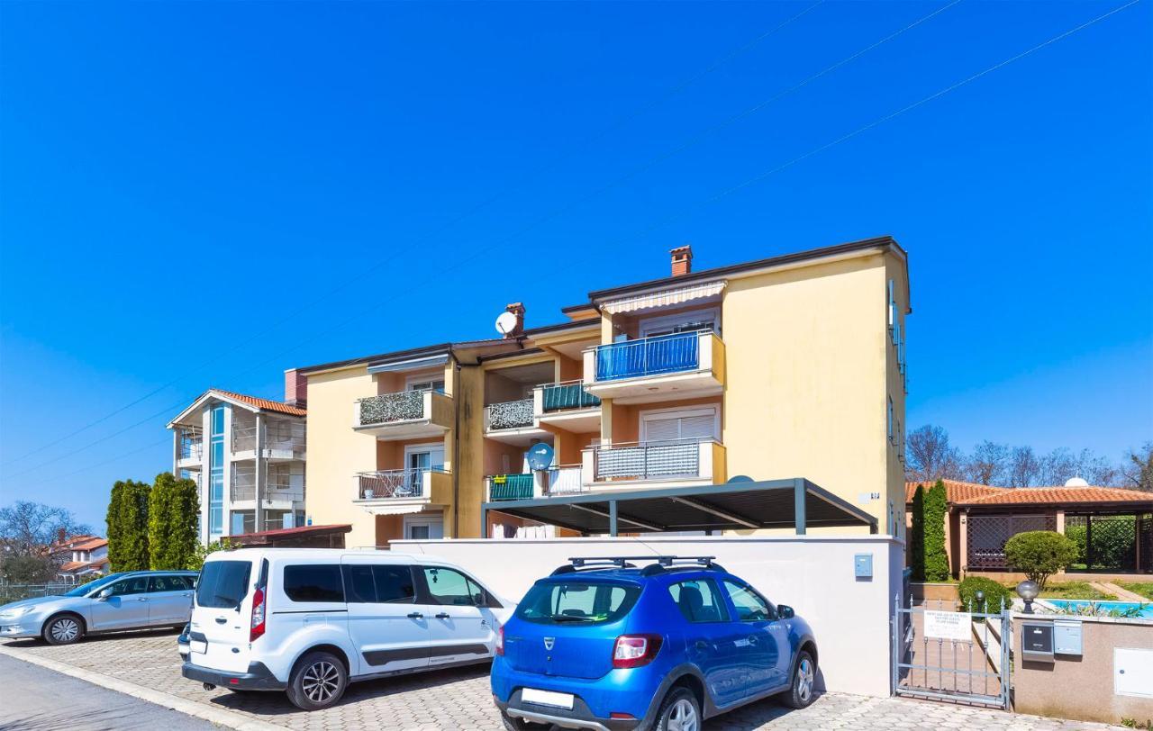 Branko B4 Appartement Poreč Buitenkant foto