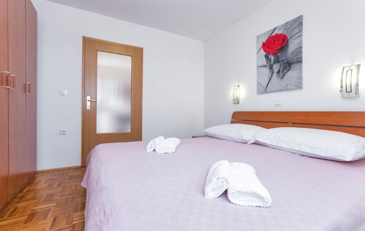 Branko B4 Appartement Poreč Buitenkant foto